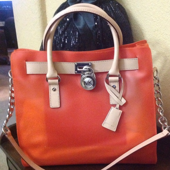 I'm in love!!!! Authentic MK!