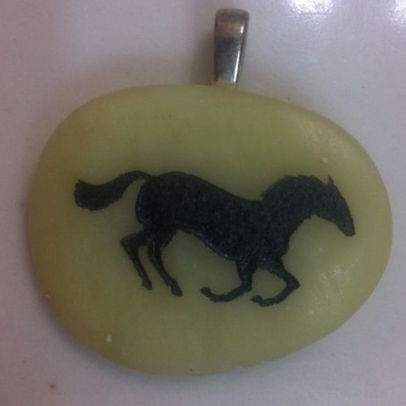 Etched horse pendant