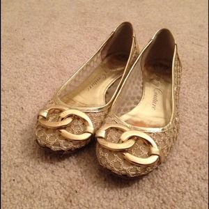Juicy Couture flats in gold