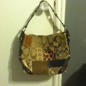 *Authentic* Coach Shoulder Bag