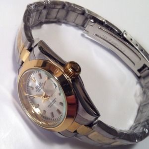 Women's Rolex White Oyster Perpetual Date Adjust.