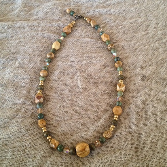 Beaded necklace