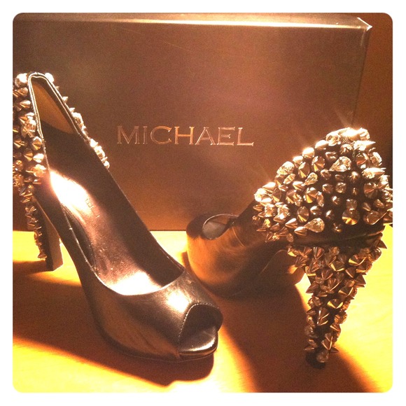Michael Shannon size 8 peep toe heels.
