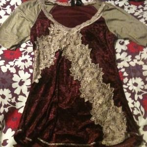 New without tags BKE boutique shirt