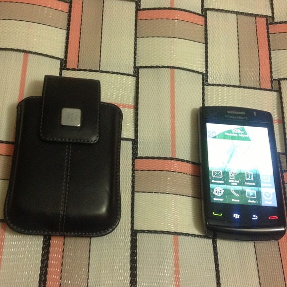 Blackberry Storm2...model 9550..