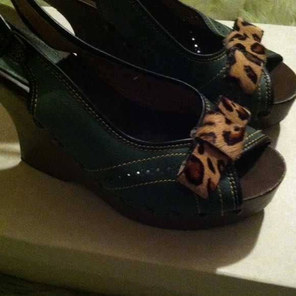 $50 off!!MARNI couture green studded platforms - Picture 4 of 4