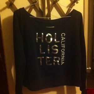 Hollister Off-Shoulder Sweatshirt