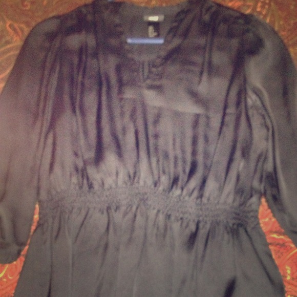 Black blouse with cinched waste - Picture 1 of 2