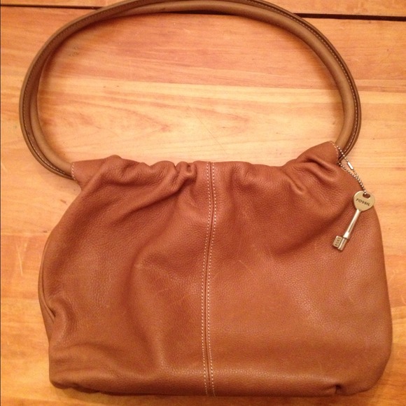 ON HOLD for @threegs New Fossil leather handbag
