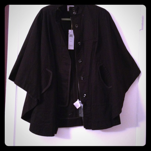BCBG Poncho