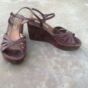 REDUCED Roxy Brown Leather Wedges