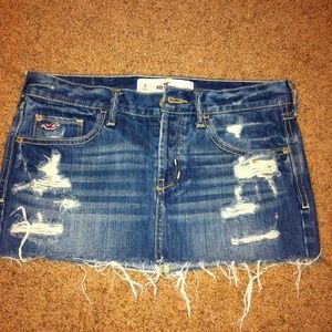 ** SOLD** Hollister denim skirt