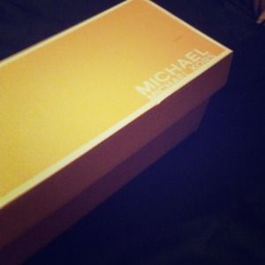 Michael Kors flip flops