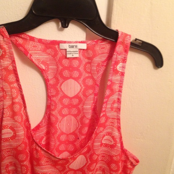 Cute top - Picture 2 of 2