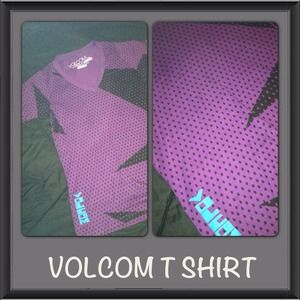 TRADED*** VOLCOM t shirt