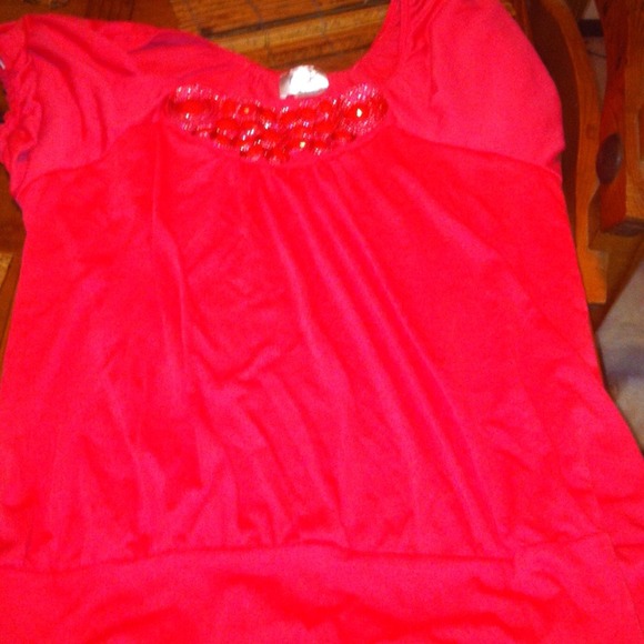 Coral pink lavish top - Picture 3 of 3