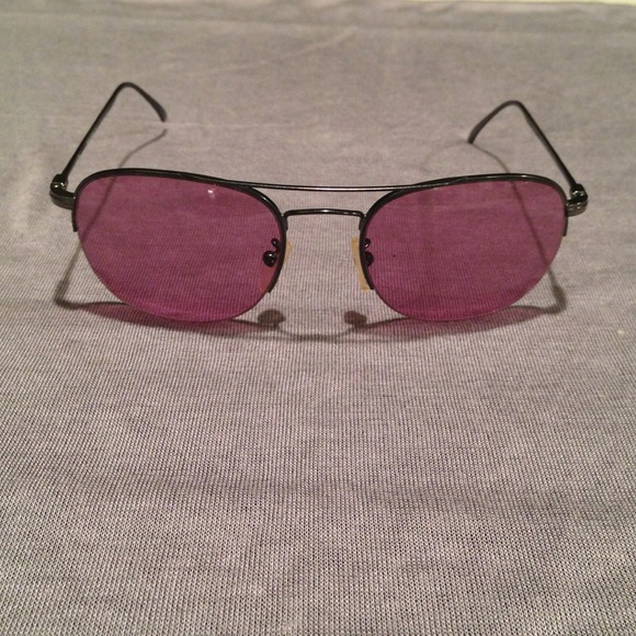 Authentic Vintage Gucci Aviator Sunglasses 😎