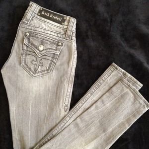 Rock Revival Celine skinny light gray jeans!