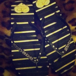 Black and white sandal wedges