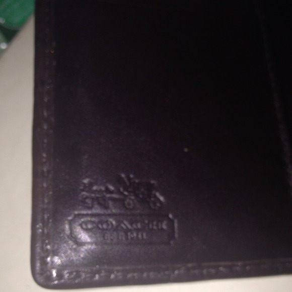 Coach Legacy Signature Slim Envelope Wallet - Picture 3 of 4