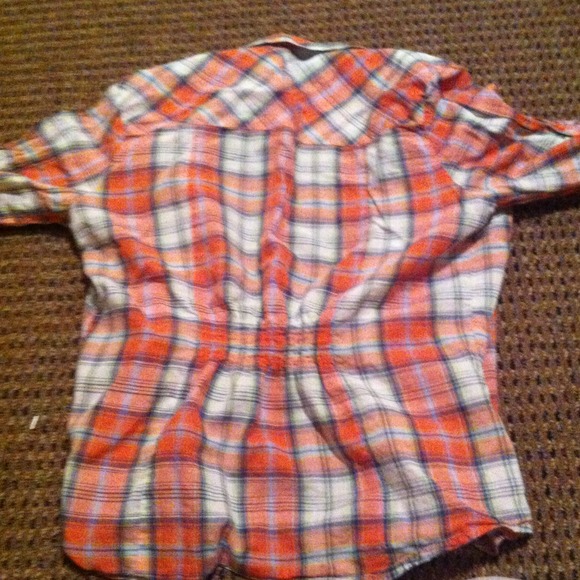 Thin plaid button up! Cute spring colors! - Picture 2 of 2