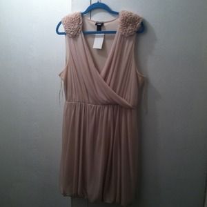 H&M sleeveless tan dress