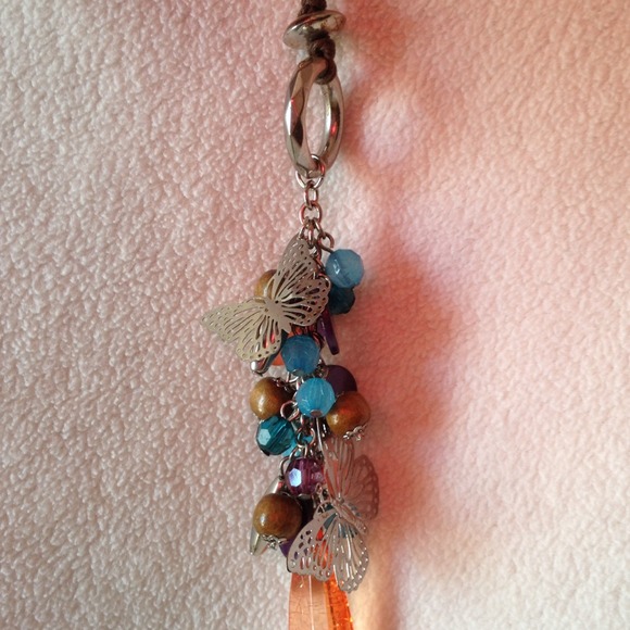 Necklace - Picture 2 of 3