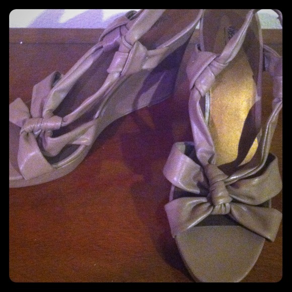 ***SOLD*** Taupe wedges