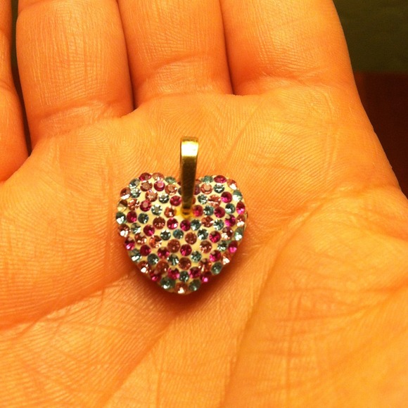 Heart pendant