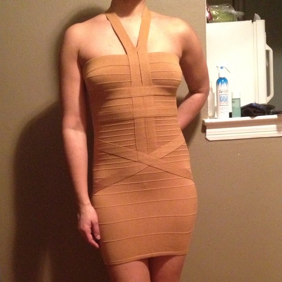 💢Reserved💢 Gold bandage-style bodycon dress