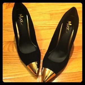 Gold Tip Pumps