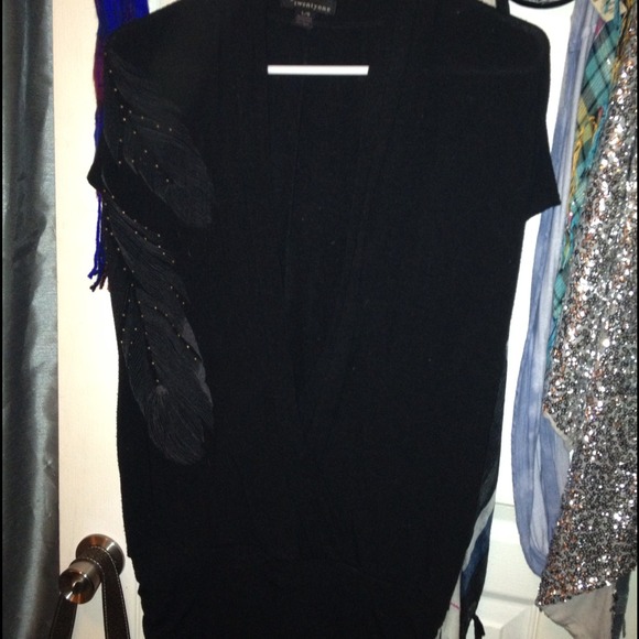 🚫Traded🚫 To ✨jacqlynmichelle✨ Black split top