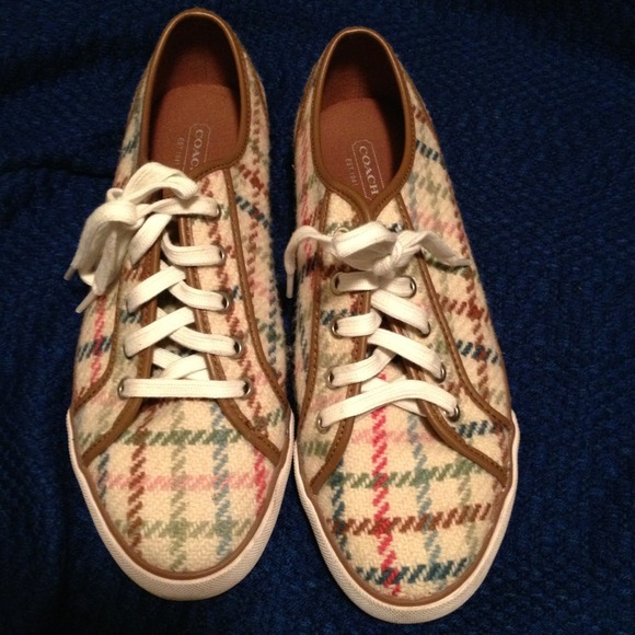 Reserved for Kimicake new lowered price Coach