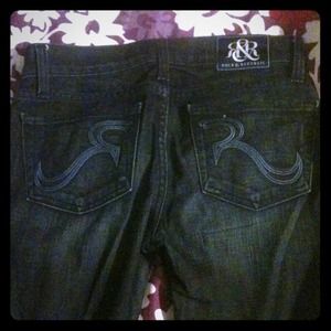 Rock & Republic skinny/straight leg jeans ON HOLD