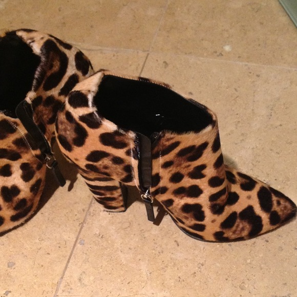 Love - Picture 2 of 3