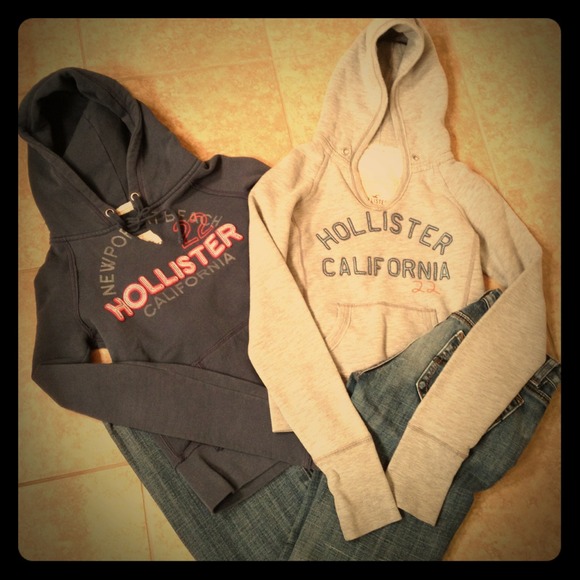 🚨HOLD for claireswann95🚨 HOLLISTER Sweatshirts