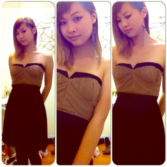 Xoxo strapless party pleated dress!