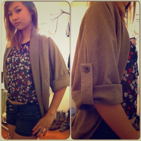 SOLD.......Tan shawl!