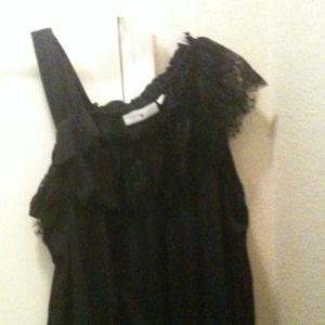 Sassy Split Shoulder!-Avenue