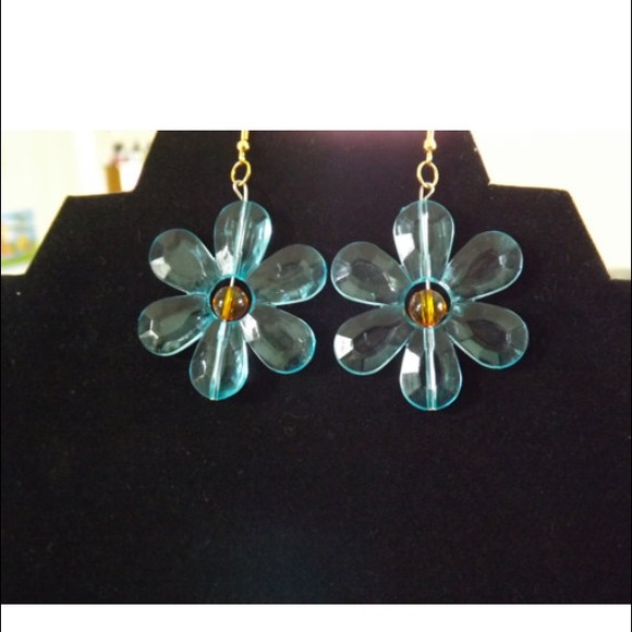 Bundled Flower earrings