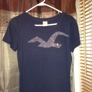Hollister tee size L