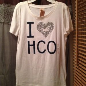 Hollister tee