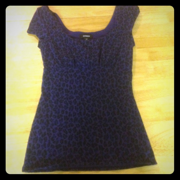 Express violet cheetah print top