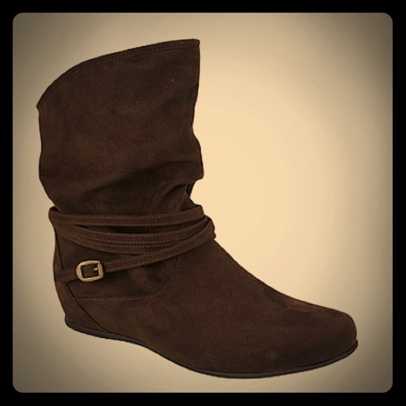 Brown ankle boots