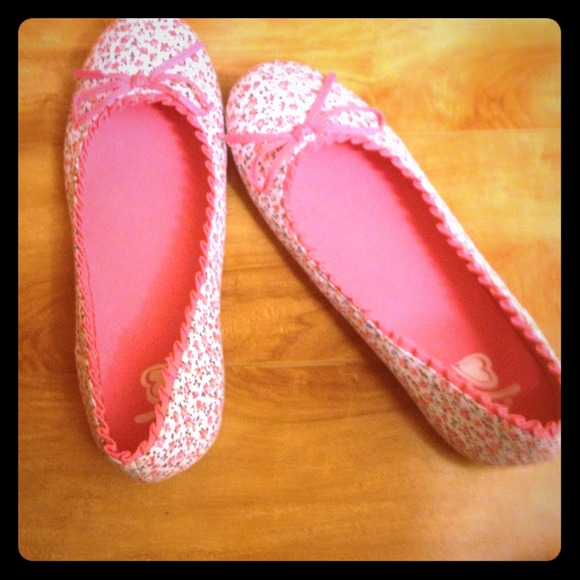 Cute Ballet Flats . NWOT