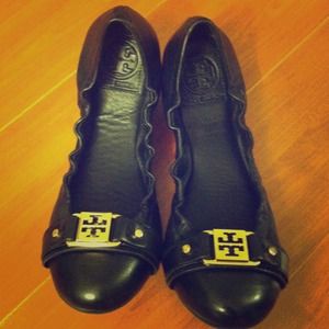 Tory Burch Ambrose Ballet Flats