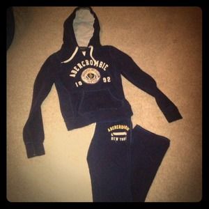 Abercrombie & Fitch bundle!