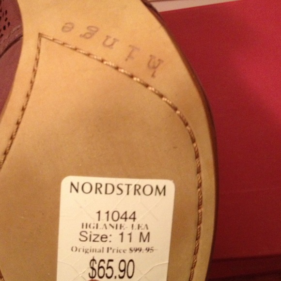 ⛔SOLD⛔ Oxford pumps - Picture 3 of 4