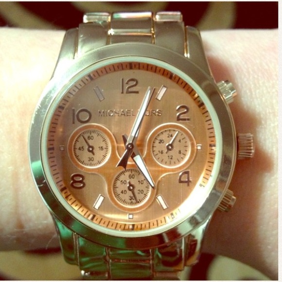 Michael kors rose gold