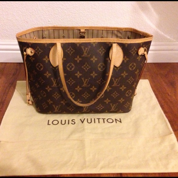 Louis Vuitton Handbags - ⛔SOLD⛔ AUTH Louis Vuitton Neverfull PM